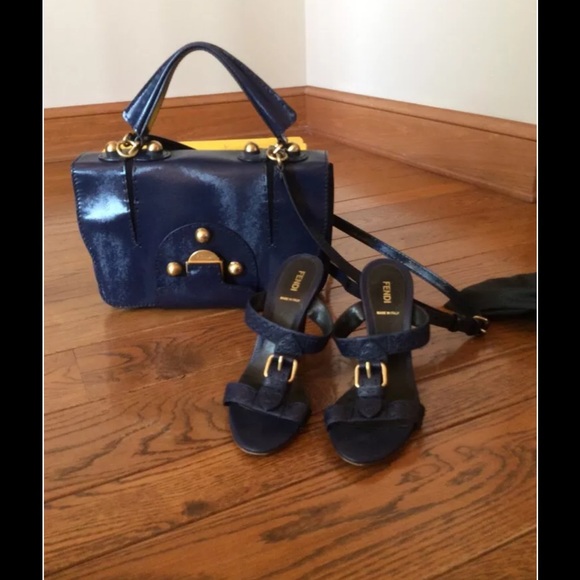Fendi authentic blue leather - Picture 4 of 4