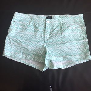 Gap printed shorts