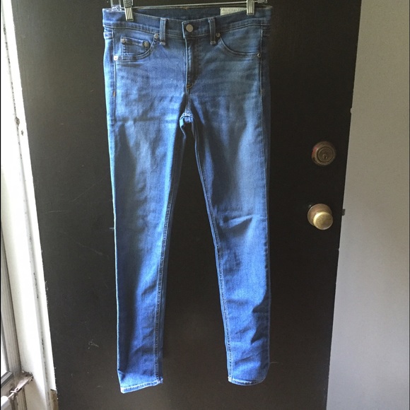Rag & Bone Skinny Jeans Size 28