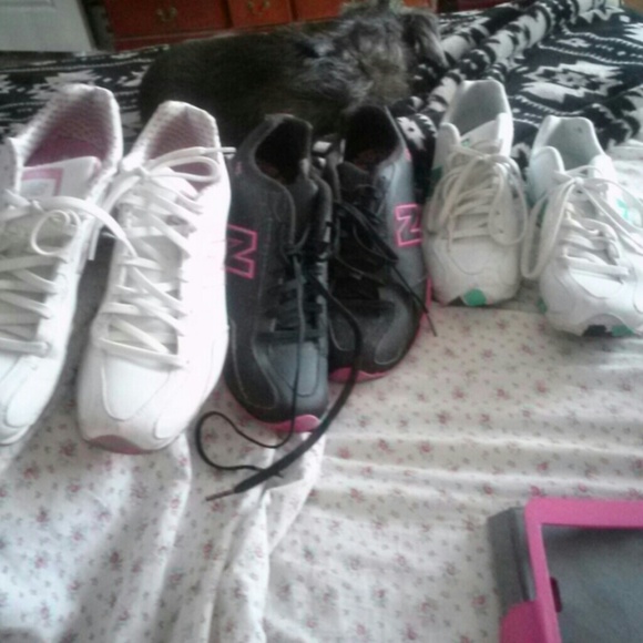New balance 442 .   3 pairs. Size 8. Light weight.