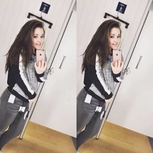 Meet your Posher, Lacey