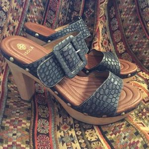 Anthropologie Isola Leather & Wooden Heels sz 10