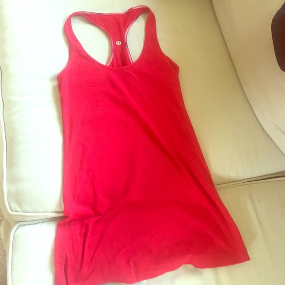 Lululemon red tank