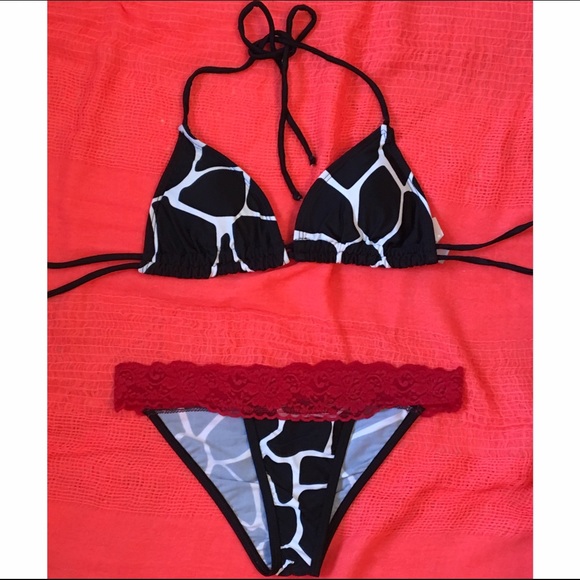 Daisy's Swim Wear Other - Bikini Swimsuit