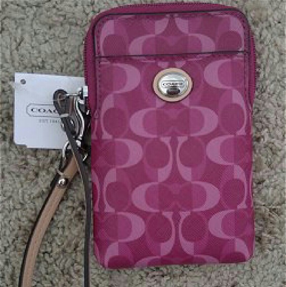 NWT Authentic Coach zippered phone case