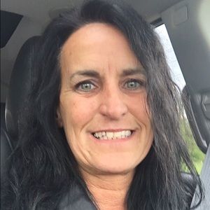 Meet your Posher, Linda