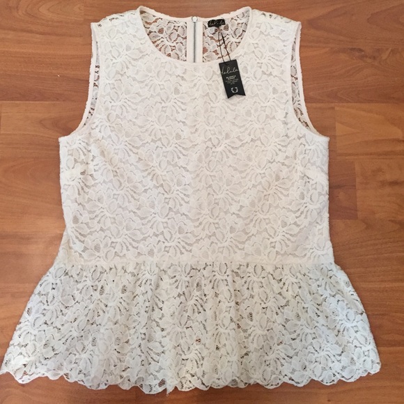 Final Markdown ⚡️NWT Aritizia lace peplum blouse