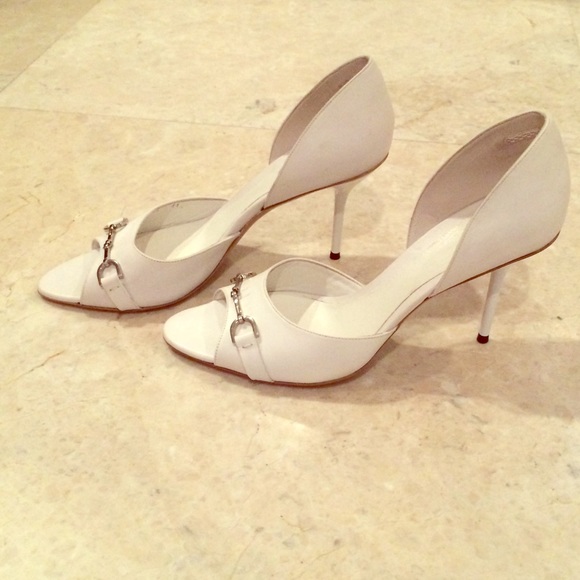 Gucci Guccissima White D'Orsay pumps. Size 41. New