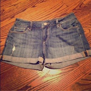 *Reposh* Paige distressed jean short