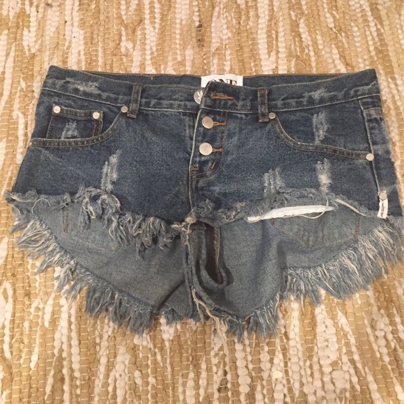 One teaspoon shorts