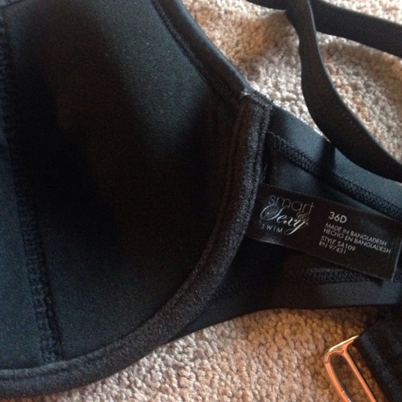 Smart &a Sexy fully lined bikini top - Picture 3 of 4