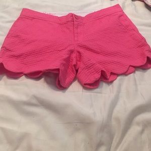 Lilly Pulitzer pink buttercup shorts Sz 4