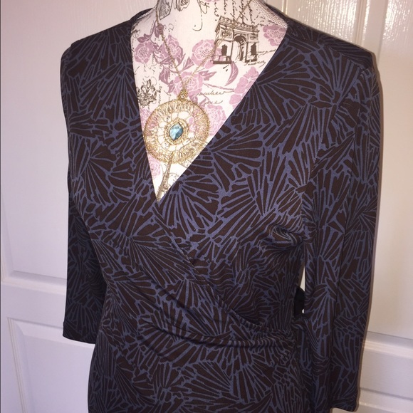 BCBG Dresses & Skirts - 🌟BCBG Wrap Dress Brown & Blue