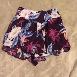 Flowy AE soft shorts