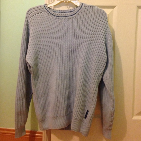 Blue sweater - Picture 1 of 3