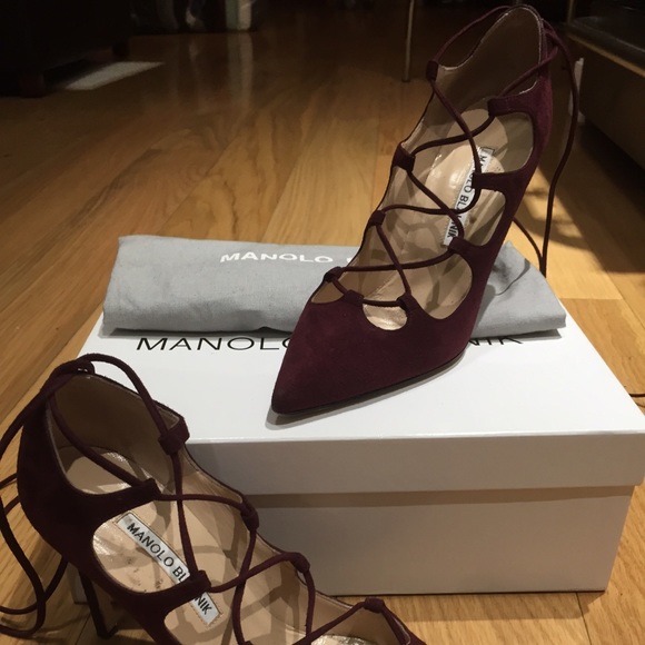 Manolo Blahnik Rogustta Pumps