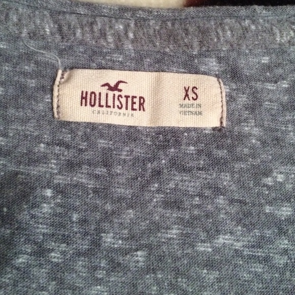 Hollister gray "Next Stop CA" tee size XS - Picture 2 of 4