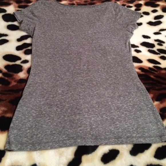 Hollister gray "Next Stop CA" tee size XS - Picture 4 of 4