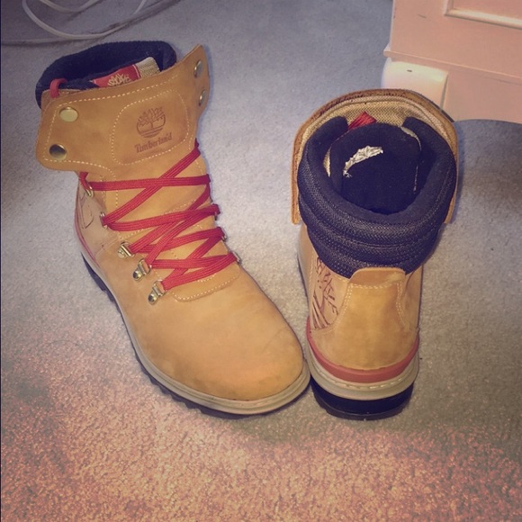 Size 9 Authentic Timberlands