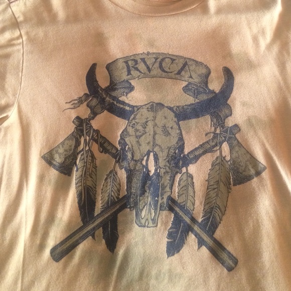 RVCA Native American boho tee. OWO