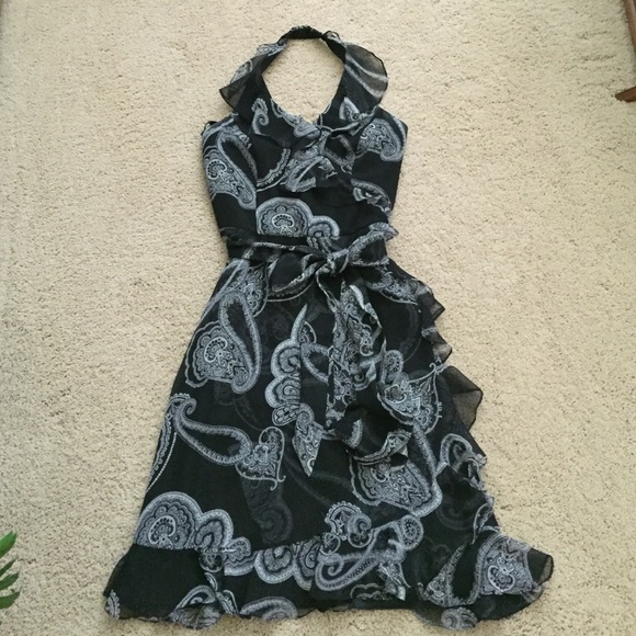 Black & White ruffle halter dress. Cute