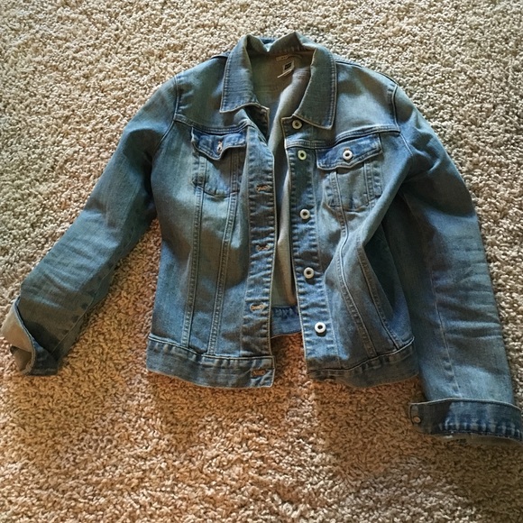GAP jean jacket, worn few times, great condition!