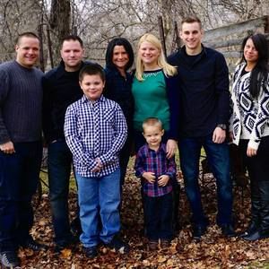 Meet your Posher, April