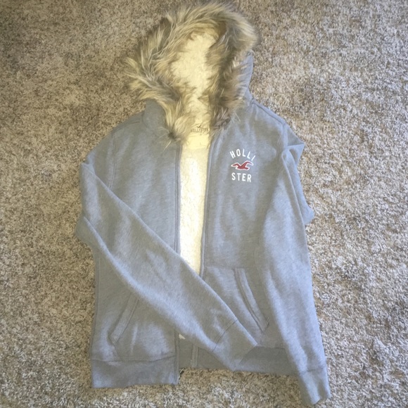 Hollister sweatshirt