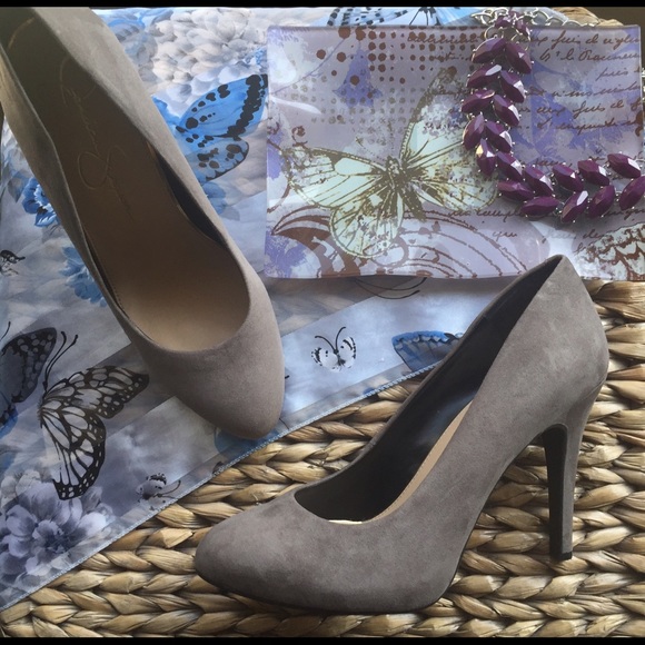 Jessica Simpson: Grey, faux suede Malia, 4.75