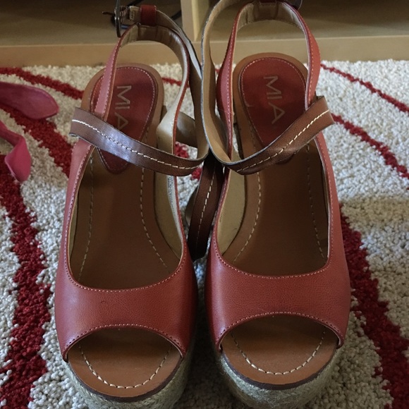 MIA chunky heels