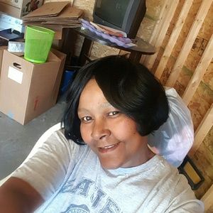 Meet your Posher, Gloria