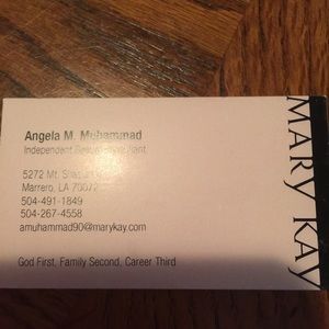 Meet your Posher, Angela