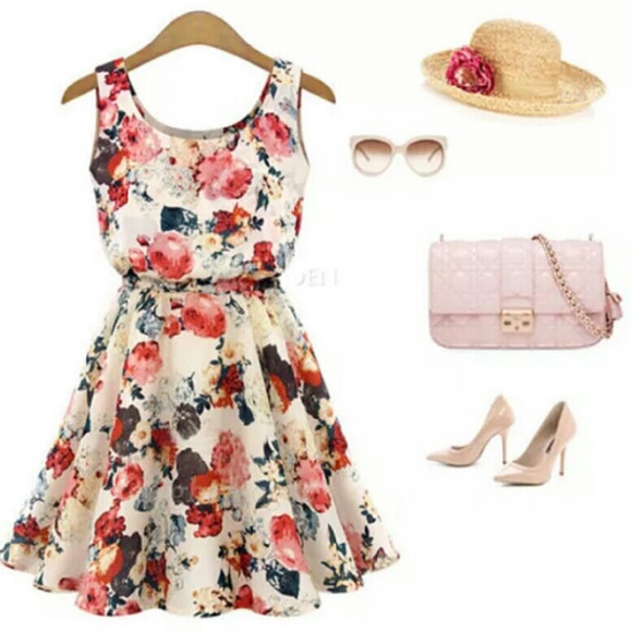 Chiffon Beige Floral Mini Dress - Picture 2 of 3