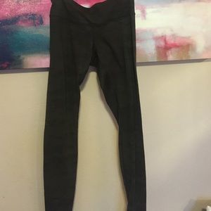 lululemon Wunder Unders. Camo print