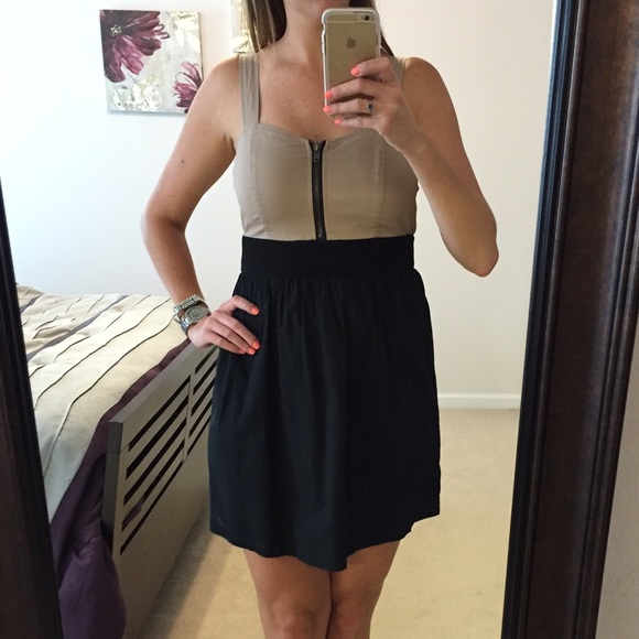 BeBop Dresses & Skirts - Fit and flare Colorblock Dress 🎀 Final Drop