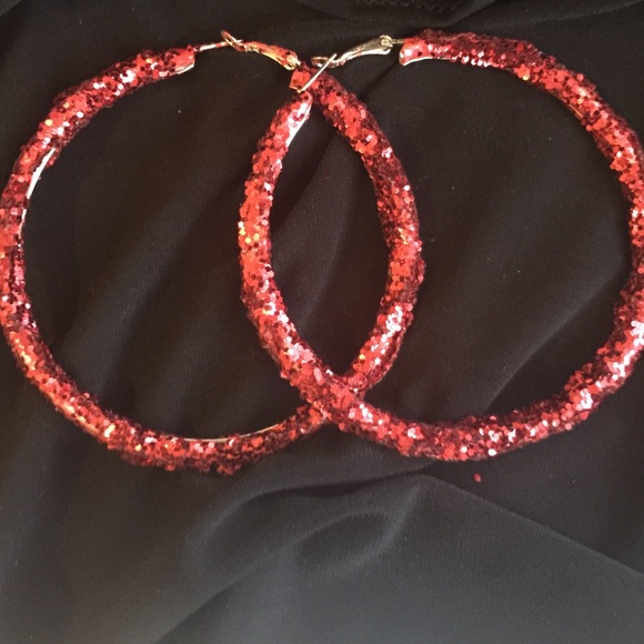 Red glitter hoops - Picture 3 of 3