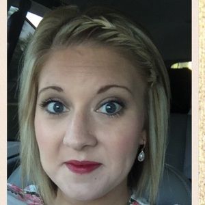 Meet your Posher, Audrey