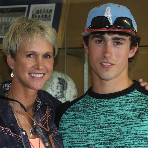 Meet your Posher, Staci - Picture 1 of 1