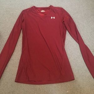 Under Armour heat gear. Maroon. Large.