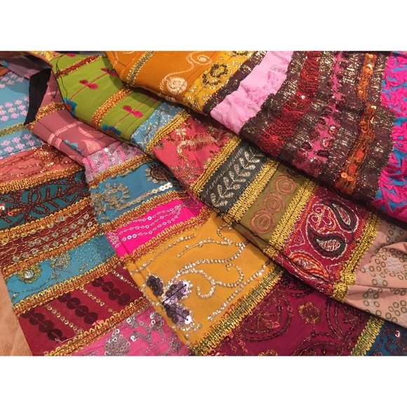 Gorgeous Indian Bags - Picture 2 of 4