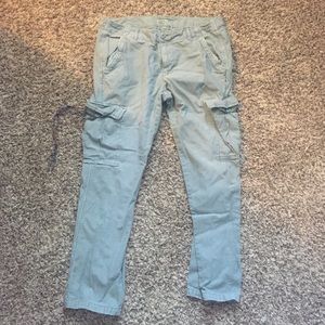 American Eagle Cropped Cargo Khakis