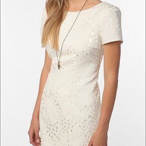 Ladakh Dresses & Skirts - Ladakh white low back dress Ladakh Dresses & Skirts - Ladakh white low back dress