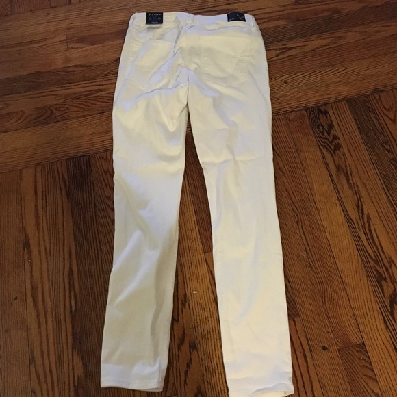 American Eagle white jegging! NWT! Sz 10