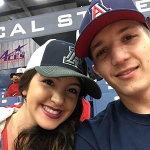 Meet your Posher, Ana