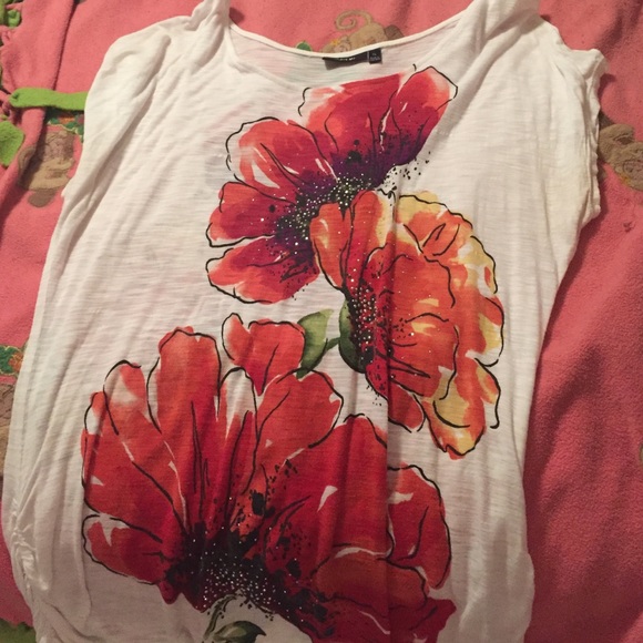Flowered shirt
