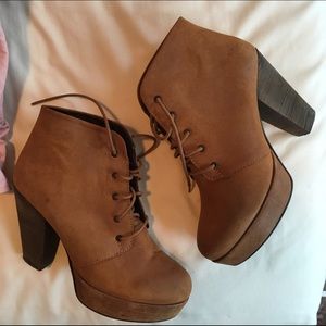 Steve Madden Raspy booties