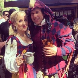 Meet your Posher, Elizabeth