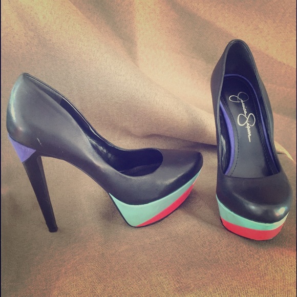 Jessica Simpson heels