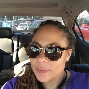 Meet your Posher, Samantha