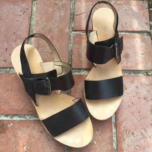 7-7.5 black Marc Fisher sandals